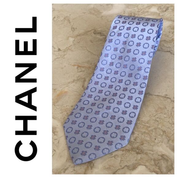 Chanel CC Logo Four Leaf Clover 100% Silk Tie - Picture 1 of 13